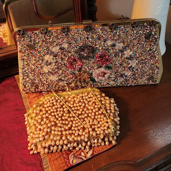 VINTAGE 1960s DEBBIE Gold Beige Faux Pearl Beaded Evening Bag Made in Hong Kong - Picture 6 of 16